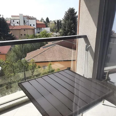 Deluxe 5 Apartamento *